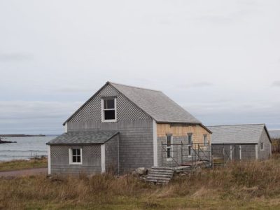 Pourquoi l’entretien des monuments historiques est un défi à Saint-Pierre et Miquelon encore plus qu'ailleurs ?